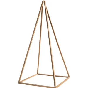 Pirámide de madera colgante